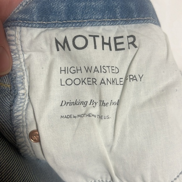 Mother - High Waisted Looker Ankle Fray Drinking By The Pool - Picture 9 of 13